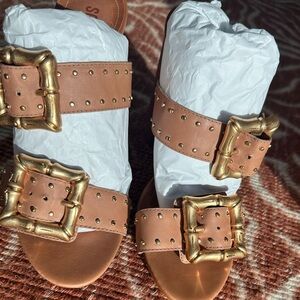 SCHUTZ Enola Chuck Heel Sandal in New Wood and Gold Size 7